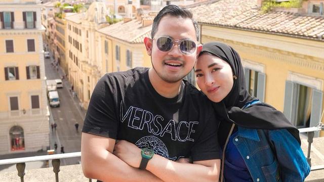 FOTO: Momen Kebersamaan Shandy Purnamasari dan Gilang Juragan 99, Selalu Mesra