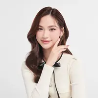 Ilustrasi perempuan tampil cantik dengan lip tint. (c) kitthanes_r@hotmail.com/Depositphotos