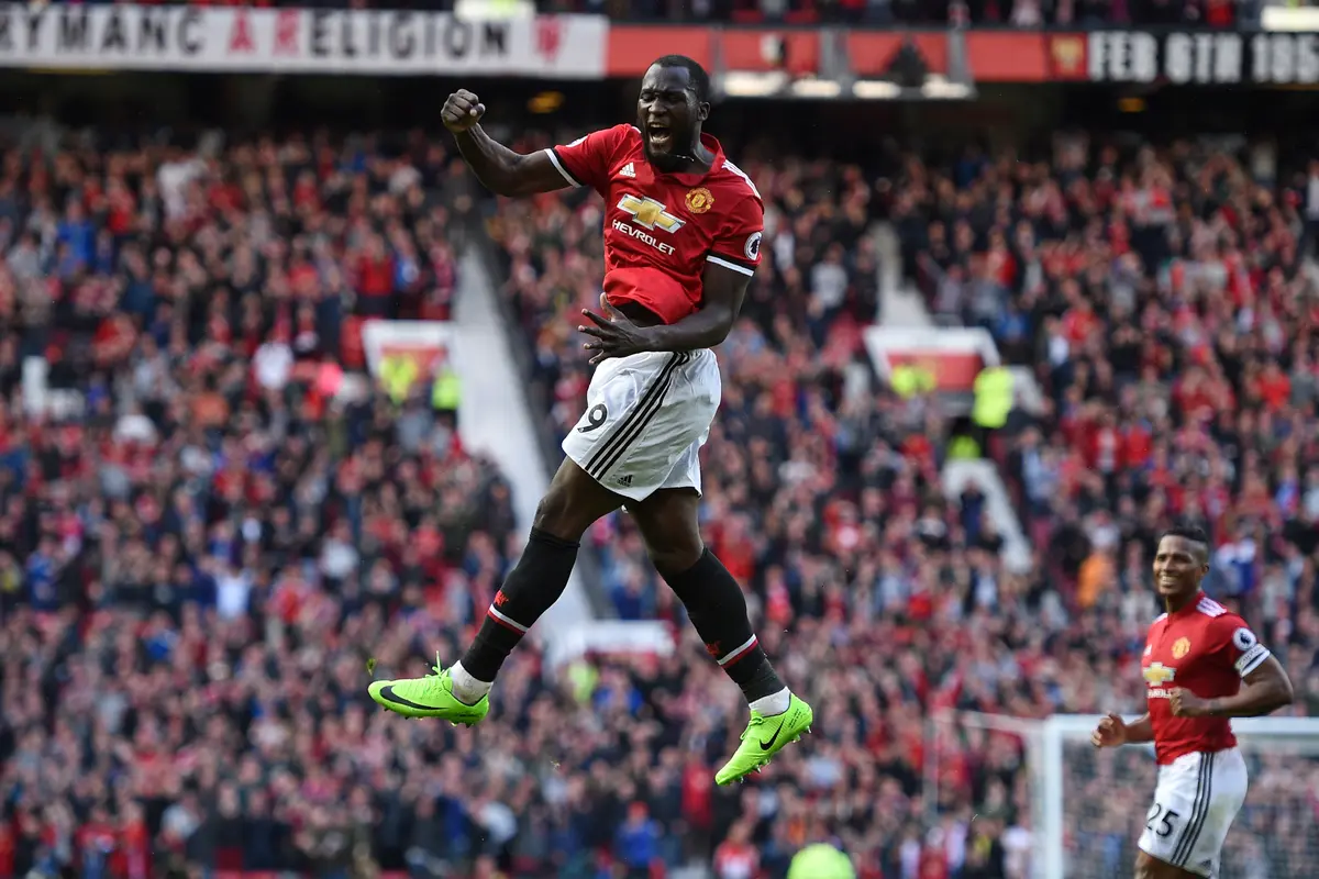 Manchester United Libas Everton di Old Trafford