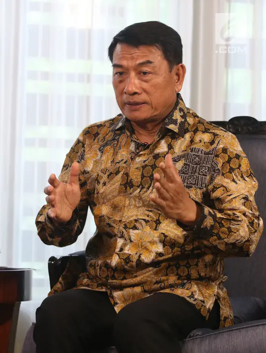 Kepala Staf Presiden Moeldoko saat wawancara dengan KLY di Jakarta, Rabu (16/1). Dalam wawancara tersebut Moeldoko memaparkan kinerja kerja pemerintahan Jokowi-JK hingga saat ini. (Liputan6.com/Angga Yuniar)