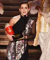 Kepiawaian Emma Watson dalam berakting kembali ia buktikan dengan penghargaan yang diterimanya dalam ajang penghargaan MTV Movie Awards 2017. Film Beauty and the Beast lah yang membawanya menjadi pemenang. (AFP/Bintang.com)