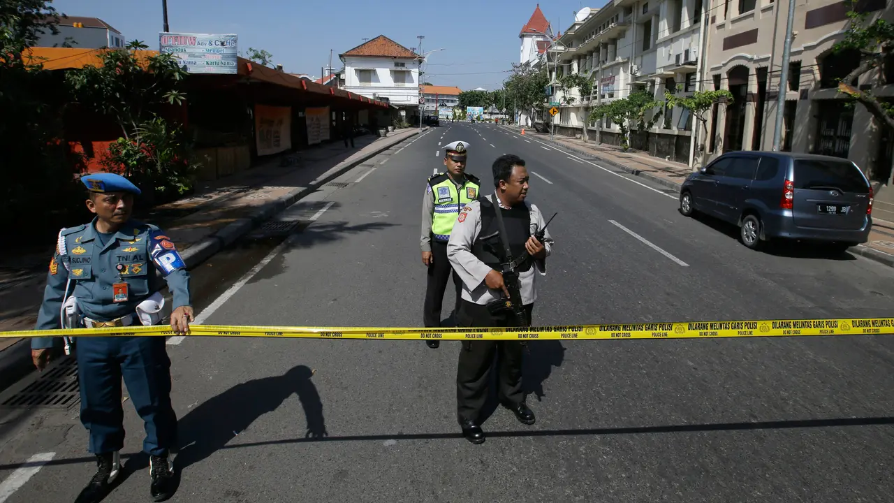 Bom Meledak di Markas Polrestabes Surabaya