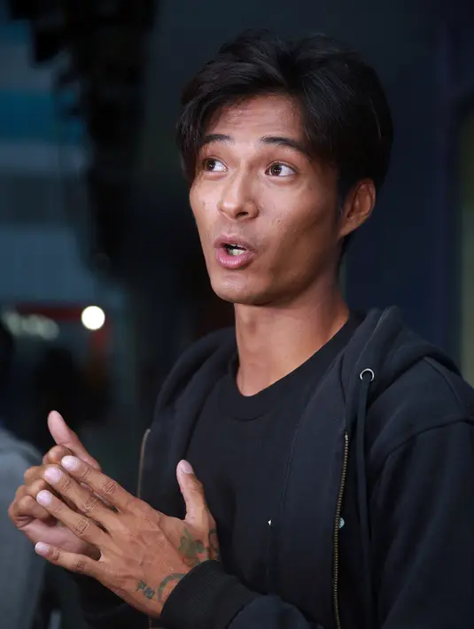 Marshall dan Dominique yang diketahui absen pada sidang perceraiannya membuat majelis hakim tak menutup kemungkinan untuk memutuskan verstek jika keduanya tetap absen di sidang-sidang berikutnya. (Deki Prayoga/Bintang.com)