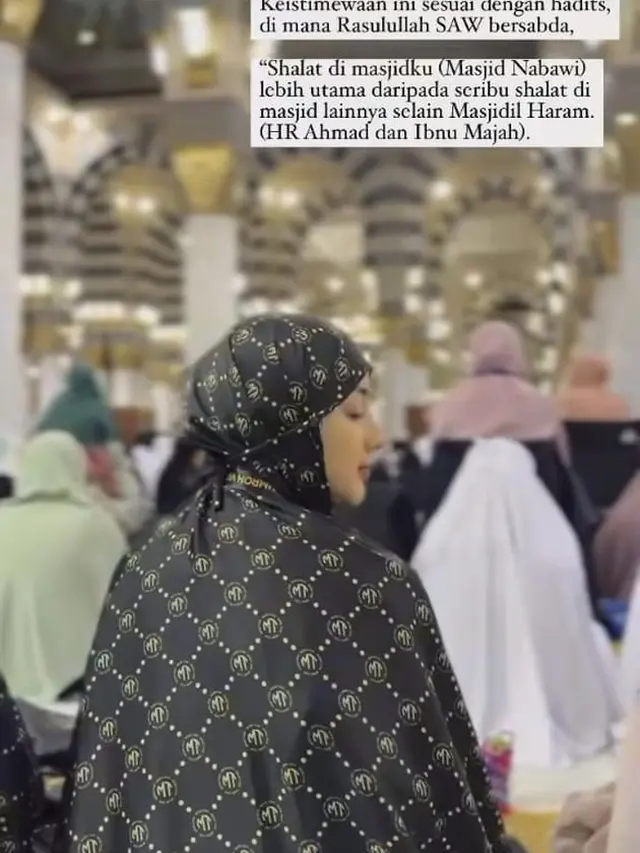 8 Potret Ghea Youbi Jalani Ibadah Umroh, Penampilan Berhijab Jadi Sorotan
