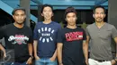 Slank menggelar konferensi pers terkait peluncuran single terbaru mereka bertajuk “Halal”, Jakarta, Rabu (24/6/2015). Single Halal adalah lagu reliji Slank yang berisi ajakan untuk tidak korupsi (Liputan6.com/Panji Diksana)