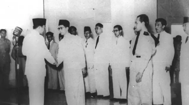 Di Balik Pujian 'Hij is de Man' Bung Karno untuk Natsir