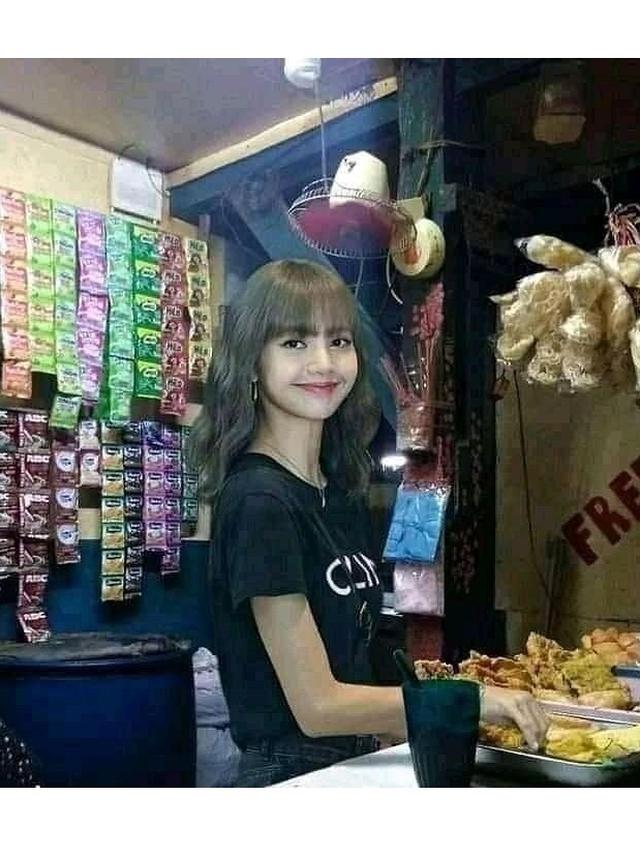 Kelakuan Nyeleneh Orang Saat Beli Makanan Ini Bikin Tepuk Jidat