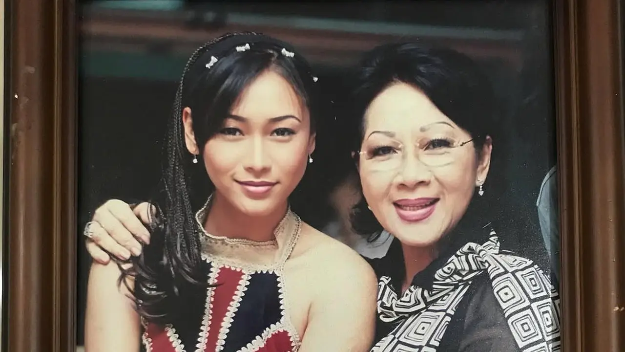 Inul Daratista dan Titiek Puspa