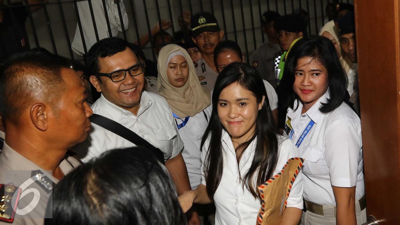 20161027- Ekspresi Jessica Kumala Wongso Usai Divonis 20 Tahun Penjara-Jakarta- Helmi Afandi