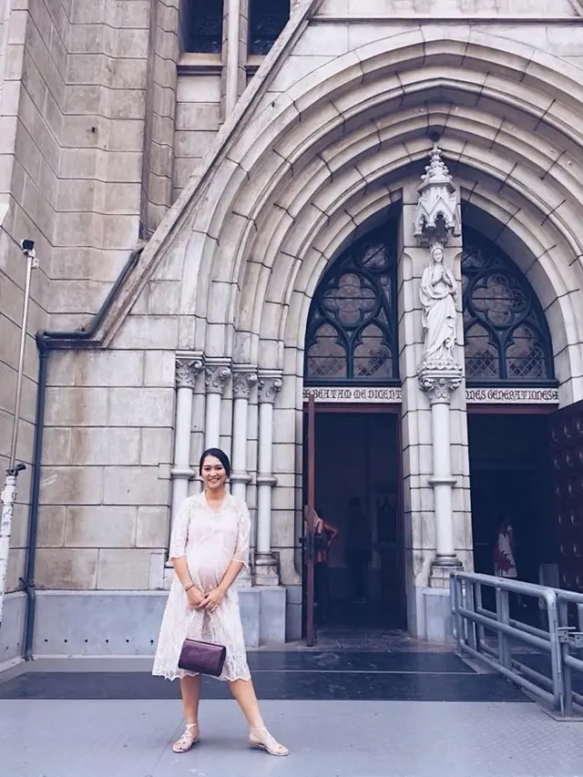 Potret Baby Bump Anak Pertama Anneke Jodi (sumber: instagram/@annekejd)