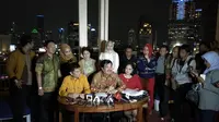 Wakil Ketua Umum Hanura kubu Daryatmo, Adi Warman, memberi keterangan pers (Merdeka.com/Ahda Baihaqi)