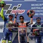 Valentino Rossi, Marc Marquez, dan Maverick Vinales bersaing di puncak klasemen MotoGP. (AFP/Peter Parks)