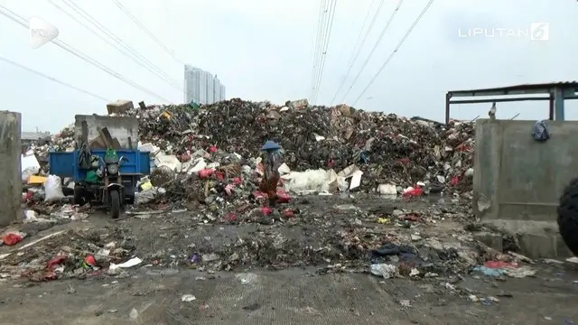 VIDEO: Buang Sampah Sembarangan, Pedagang Didenda Rp 5 Juta