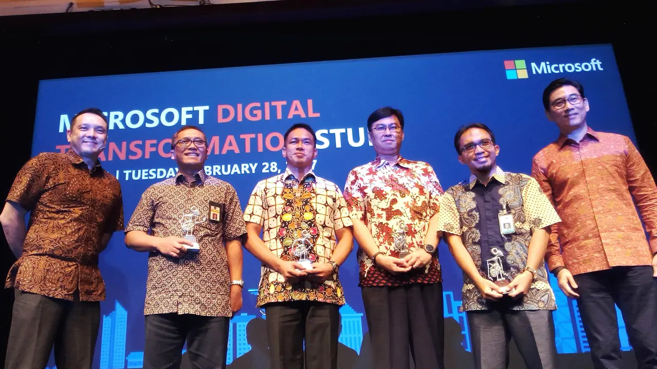 Diskusi peluncuran "The Microsoft Asia Digital Transformation Study: Enabling The Intelligent Enterprise"