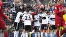 Selebrasi gol Fulham dari Ryan Babel pada laga lanjutan Premier League yang berlangsung di Stadion Craven Cottage, London, Minggu (17/3). Liverpool menang 2-1 atas Fulham. (AFP/Glyn Kirk)