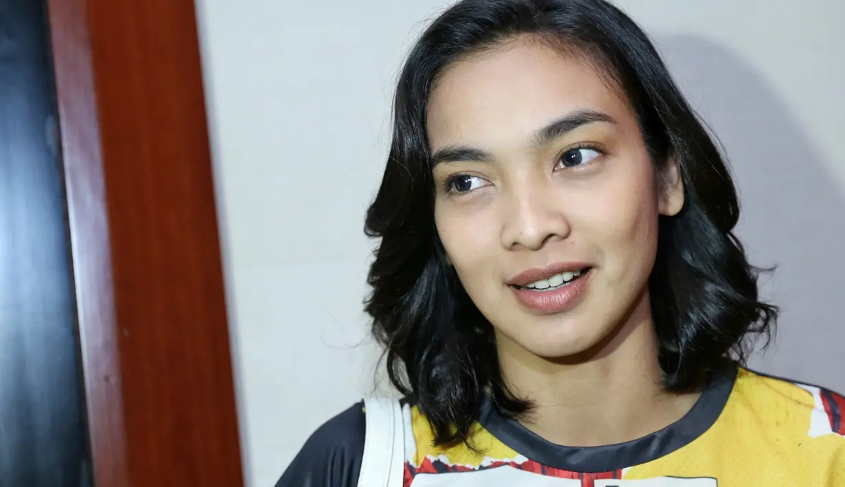 Salah satu pemeran film Baracas ini ternyata tidak mau ngoyo soal momongan. Ia akan terus melanjutkan aktivitasnya seperti biasa selama dirinya belum hamil. (Adrian Putra/Bintang.com)