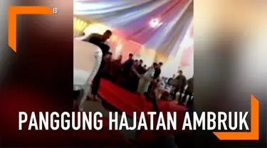 Sebuah panggung hajatan ambruk di Kali Pasir, Kapuk, Cengkareng. Akibatnya, mulai dari pengantin sampai tamu undangan tercebur ke kali.