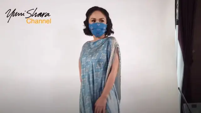 7 Potret Yuni Shara Pakai Busana Muslim Ini Anggun Banget