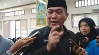 Walikota Cirebon, Nasrudin Azis menyayangkan sikap sopir angkot yang mogok hingga lima hari. Foto: (Panji Prayitno/Liputan6.com)