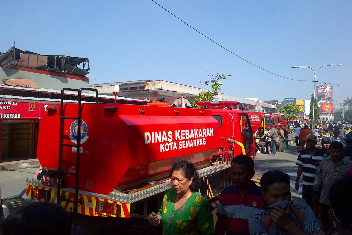 Kebakaran di Pasar Johar Semarang