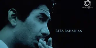 Selain mengahafalkan puisi, Reza Rahadian Beradegan Romantis.