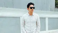 Di tengah proses cerai, Tengku Dewi tetap bersikap baik ke Andrew Andika. Bahkan, ia menjemput Andrew Andika setelah menjalani rehabilitasi narkoba. (Foto: Dok. Instagram @andrewandika)