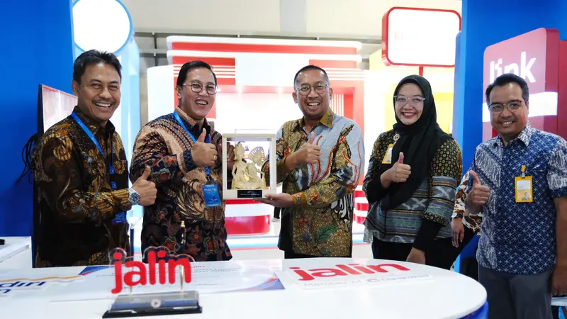 Jalin memperkenalkan Easy by Jalin di Festival Ekonomi Keuangan Digital dan Karya Kreatif Indonesia 2024