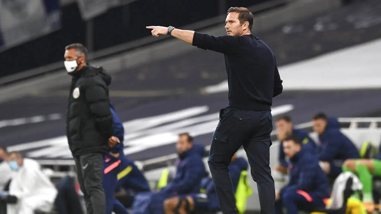 Melihat Keributan Antara Guru dan Murid pada Duel Tottenham Hotspur Vs Chelsea di Piala Liga Inggris