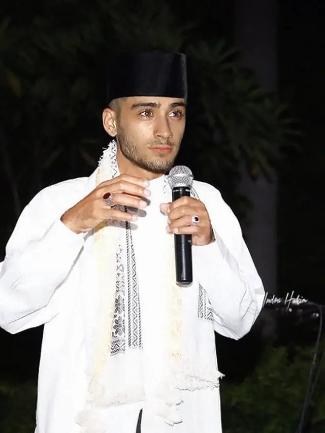 6 Editan Foto Zayn Malik Jadi Orang Indonesia Ini Kocak Banget