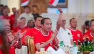 Presiden Jokowi menyampaikan pernyataan sikap setelah Timnas Indonesia dikalahkan Uzbekistan dalam babak semi final Piala Asia U23 dengan skor 2-0. (Foto: Vico - Biro Pers Sekretariat Presiden dari Instagram @jokowi)