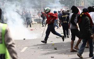 Ilustrasi bentrokan.