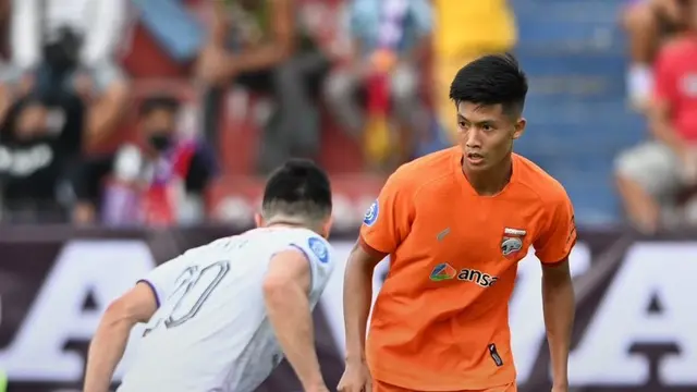 Penyerang Borneo FC Samarinda, Win Naing Tun
