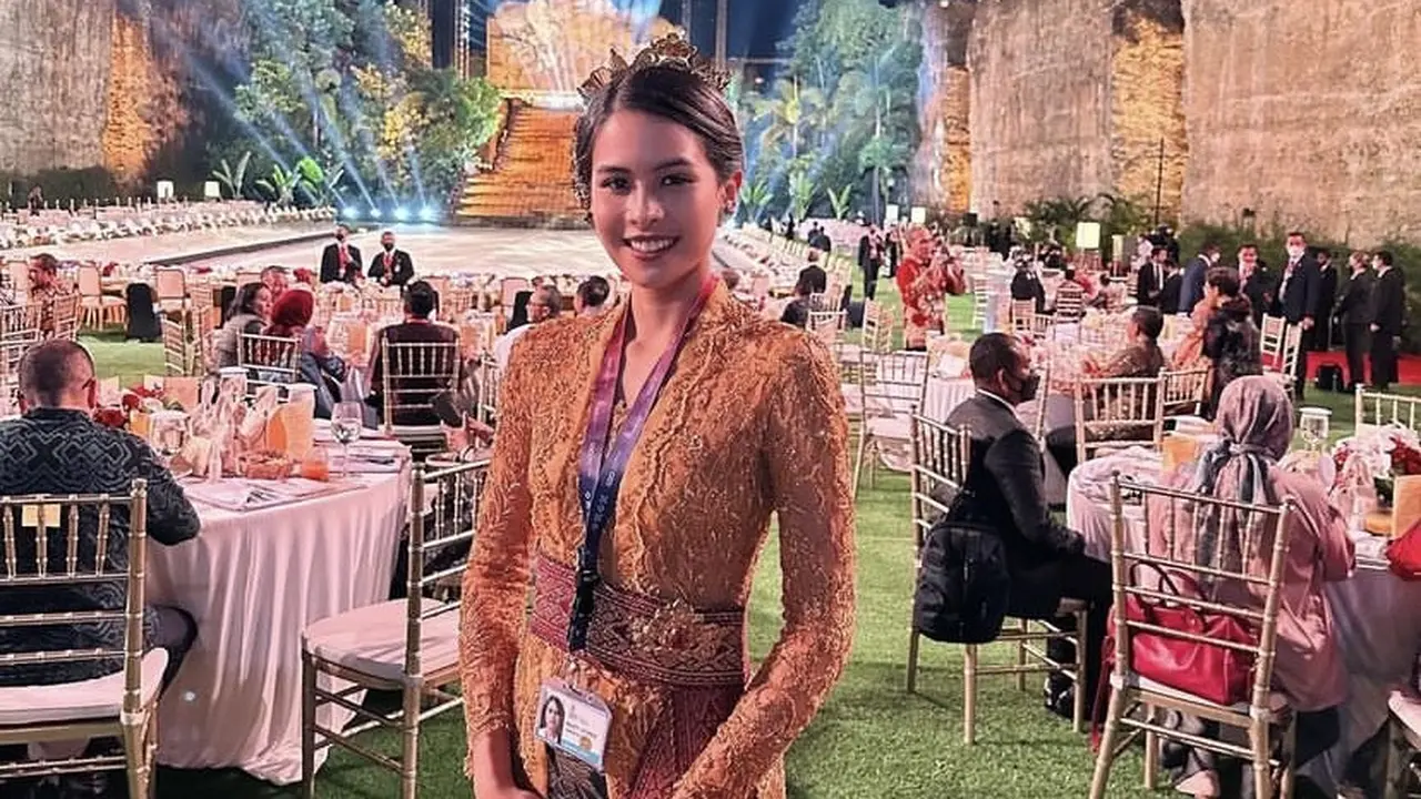 Maudy Ayunda Kenakan Kebaya Saat Menghadiri Gala Dinner G20
