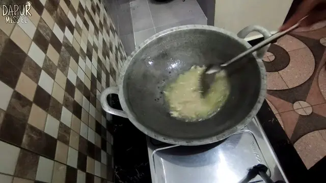 Tanpa Tepung, Ini Cara Goreng Ikan Teri Agar Renyah Tahan Lama