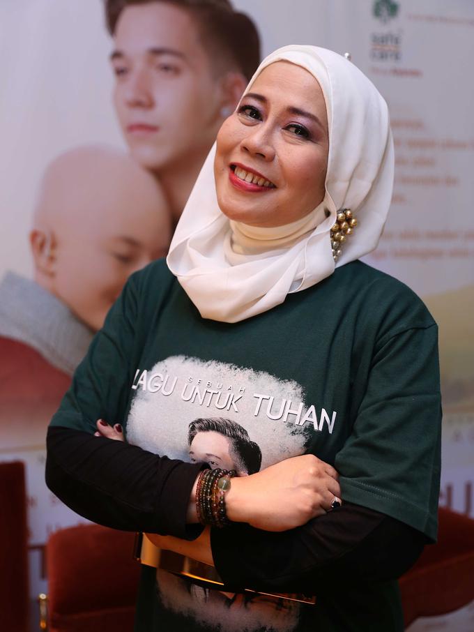 Dewi Yull Sulit Move On dari Broery Marantika - Entertainment Fimela.com