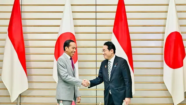 Presiden Joko Widodo atau Jokowi melakukan pertemuan bilateral dengan Perdana Menteri (PM) Jepang Fumio Kishida di Kantor PM Jepang