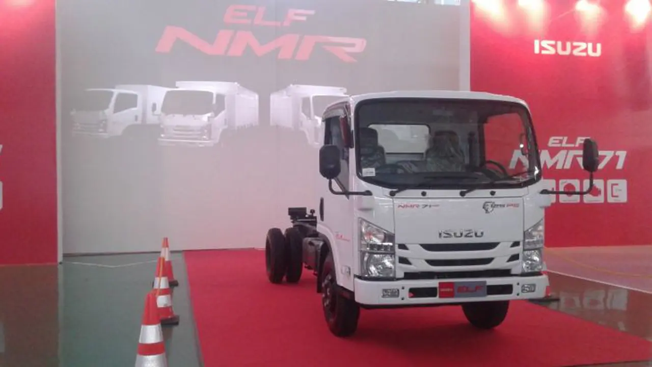 Tren Positif Ekonomi, Isuzu Luncurkan Truk Ringan Elf NMR 