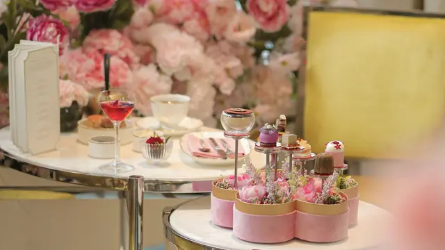 Menikmati La Vie En Rose, French-Inspired High Tea yang Penuh dengan Sentuhan Romantis
