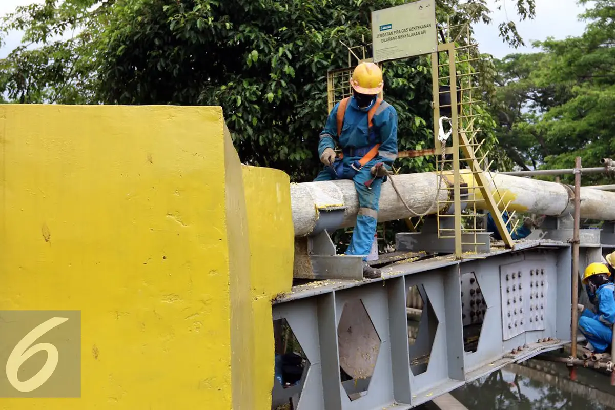 20160921-Pekerja Jaringan Pipa Gas PGN-Jakarta- Helmi Afandi