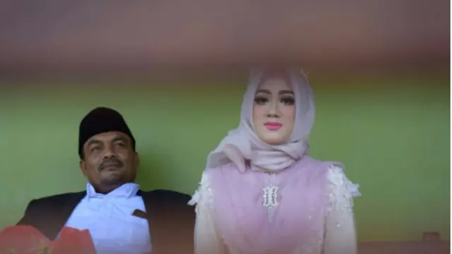 Viral, Foto Istri Kepala Desa di Lhokseumawe yang Cantik bak Barbie