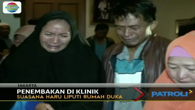 Isak Tangis Keluarga Sambut Jenazah Dokter Letty di Rumah Duka