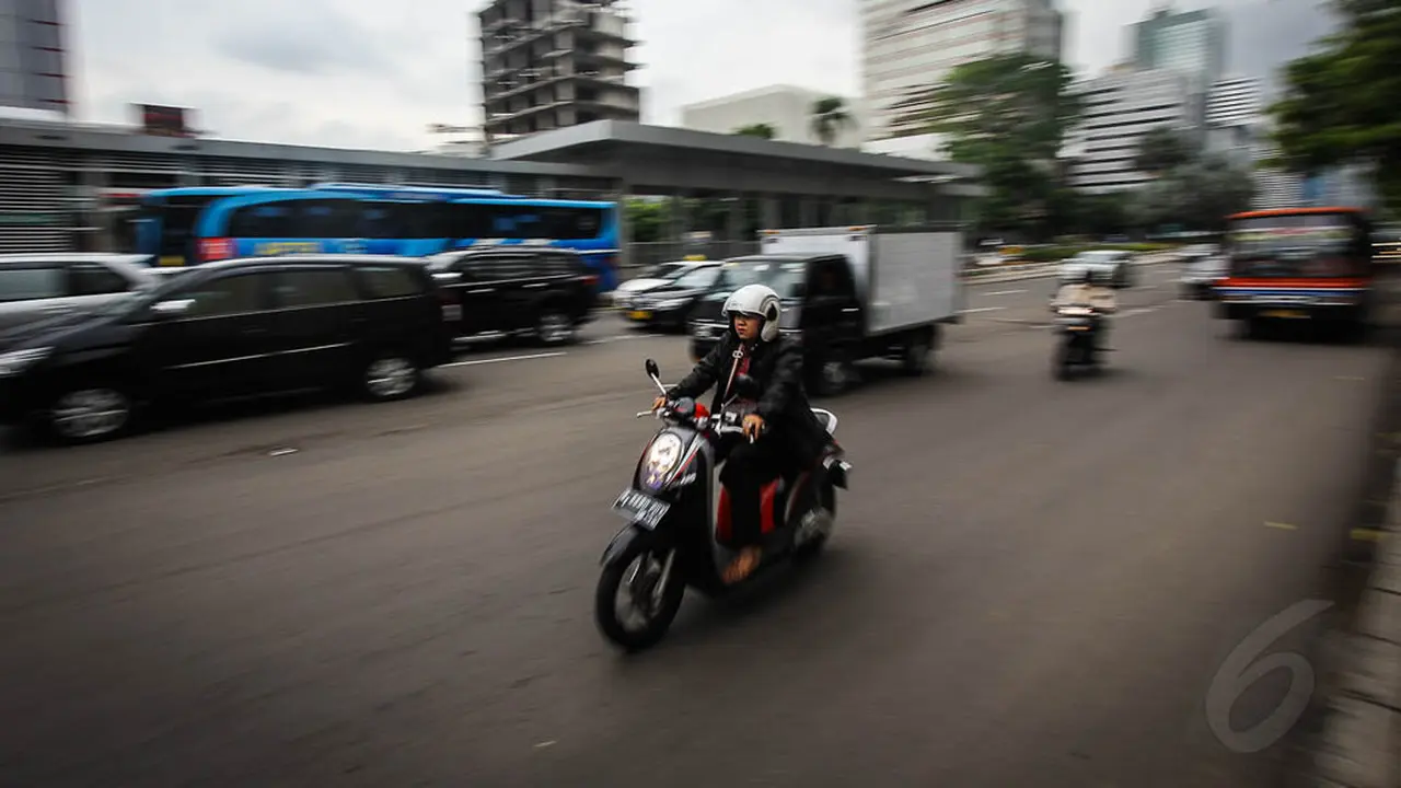 Desember, Sepeda Motor Dilarang Melintas di Bundaran HI 