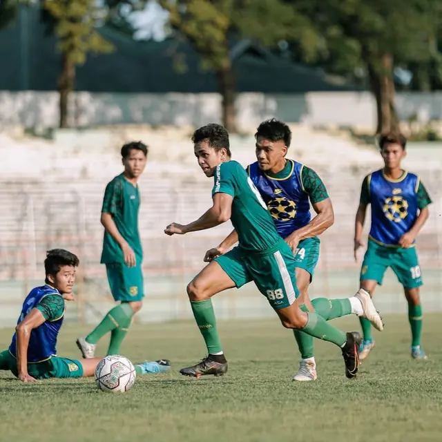 6 Potret Seleksi Tim Junior Persebaya, Siap Diumumkan Aji Santoso