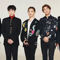 "BigBang bisa bertahan hingga 13 tahun bukan karena kompak, tapi karena kami membuatnya terlihat baik meskipun kenyataannya tidak," ujar Seungri  dalam sebuah acara radio. (Foto: Soompi.com)