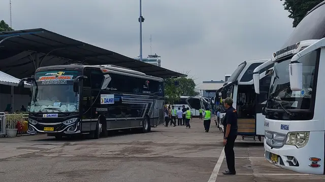 Bus Damri untuk Mudik 2025. (Foto: Liputan6.com/Arief RH)
