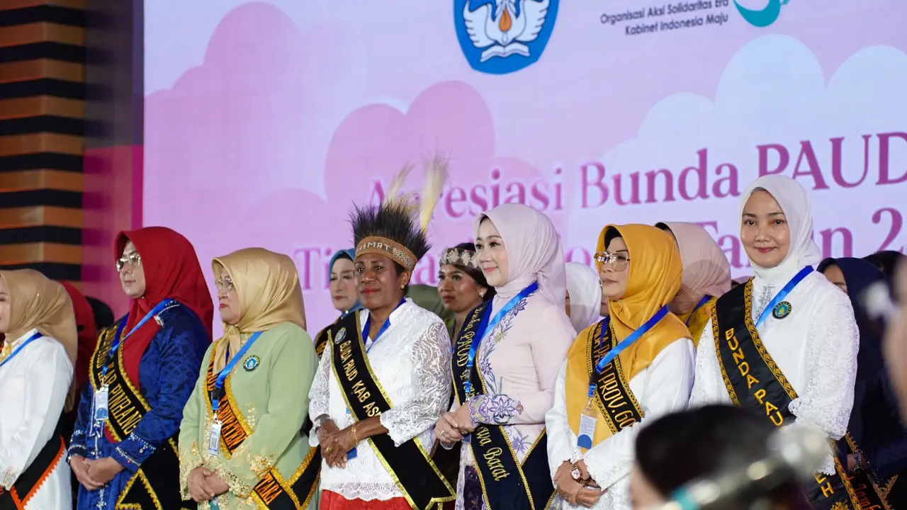 Dedikasi Pejuang Pendidikan Anak Usia Dini dari Ujung Barat dan Timur Indonesia
