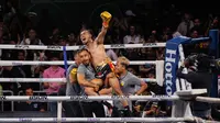 Byon Combat Showbiz Volume 4: Rudy The Golden Boy Sabet 2 Gelar, Kalahkan Jagoan Malaysia Dean Hamsah
