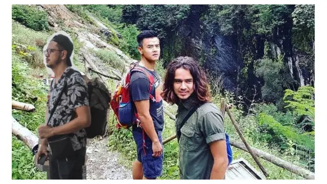Editan kocak (Sumber: Twitter/@tumblerstarbuck)