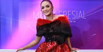 Krisdayanti (foto: Adrian Putra)