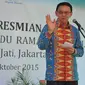 Gubernur DKI Basuki Tjahaja Purnama menyampaikan sambutan pada peresmian Ruang Publik Terpadu Ramah Anak (RPTRA) Cililitan yang berlokasi di Jalan Buluh, Jakarta, Kamis (22/10/2015). (Liputan6.com/Gempur M Surya)